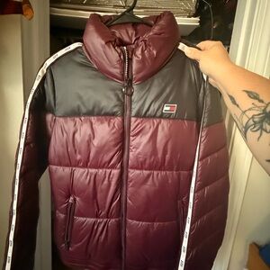 Tommy Hilfiger Burgundy and Black Puffer Jacket NWOT